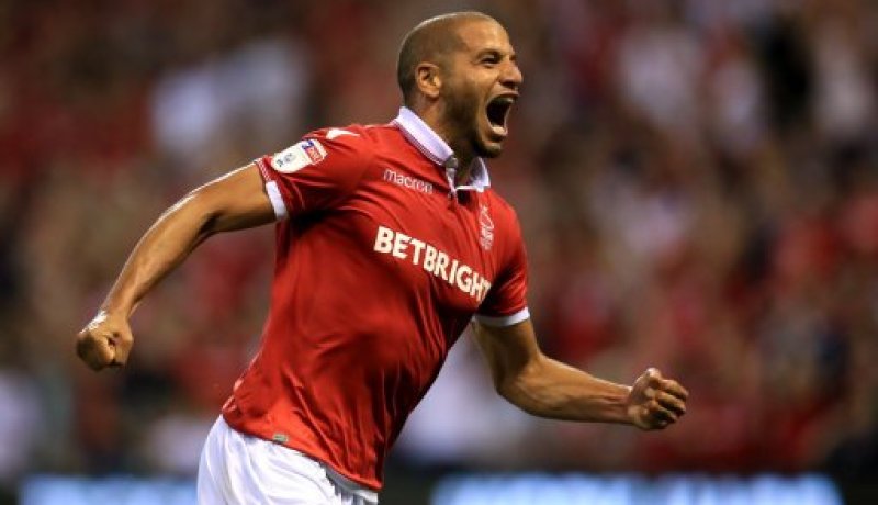 قديورة يتعادل أمام بلاكبورن في غياب سوداني