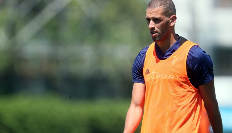 سليماني يخوض أول حصة تدريبية له مع “فنربخشة”