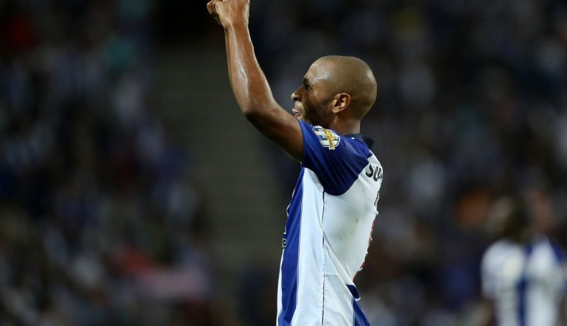 براهيمي يُسجل وبورتو يسقط في الدوري البرتغالي