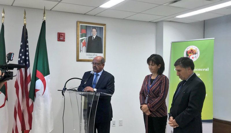 مساهل يلتقي بأفراد من الجالية الجزائرية المقيمة بالولايات المتحدة الأمريكية