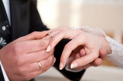 تطلب الطلاق بعد 3 دقائق من الزواج..لهذا السبب