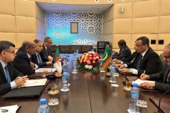 بالصور.. مساهل يلتقي بنظيره الموريتاني لبحث العلاقات الثنائية بين الطرفين