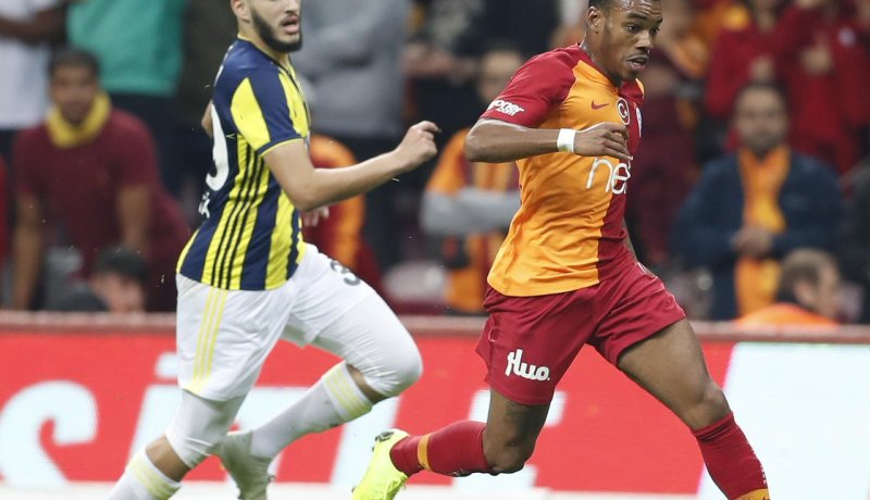 بالصور.. داربي تركيا المُلتهب ينتهي بالتعادل