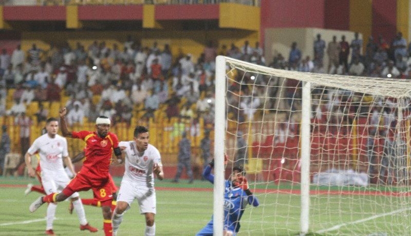 بالصور.. سوسطارة تهان برباعية في أم درمان