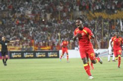 الشوط الأول.. إتحاد العاصمة متأخر برباعية أمام المريخ