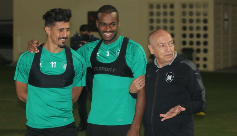 “بونجاح” يستأنف التدريبات مع “الزعيم” بمعنويات مرتفعة