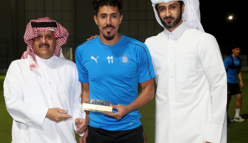 بالفيديو.. بونجاح لاعب الشهر في الدوري القطري