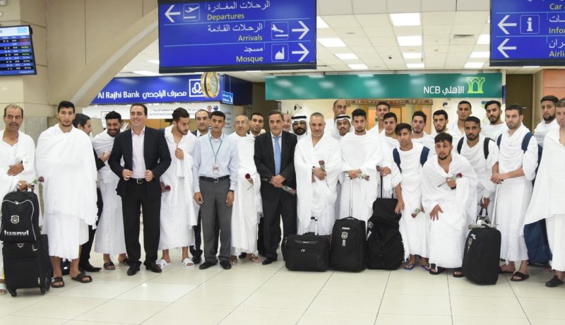 بالصور.. الوفاق يصل لمدينة جدة السعودية بعد أداء مناسك العمرة