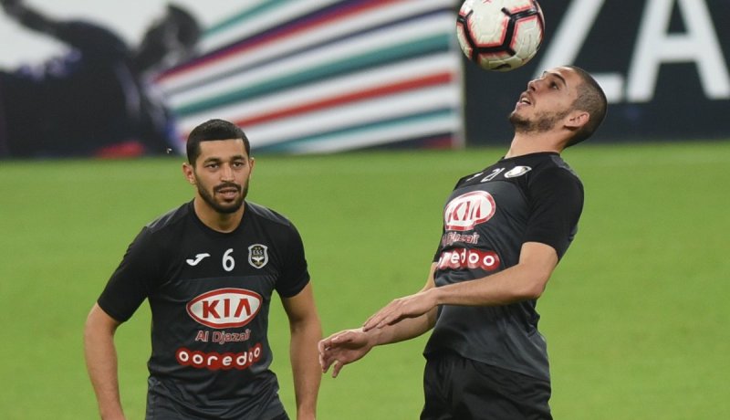 بالصور.. الوفاق يجري آخر حصة تدريبية قبل مواجهة الأهلي