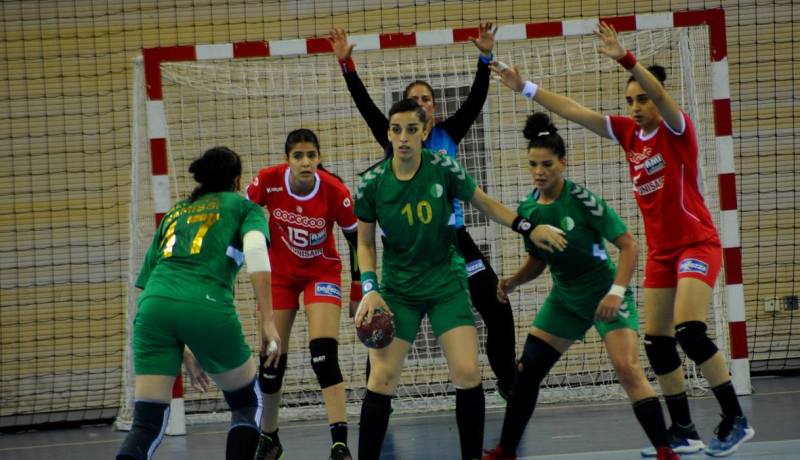 المنتخب الوطني النسوي لكرة اليد يتعادل ضد تونس
