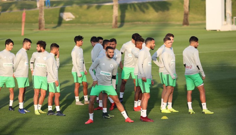 بالصور.. المنتخب الوطني يواصل التحضير لودية قطر