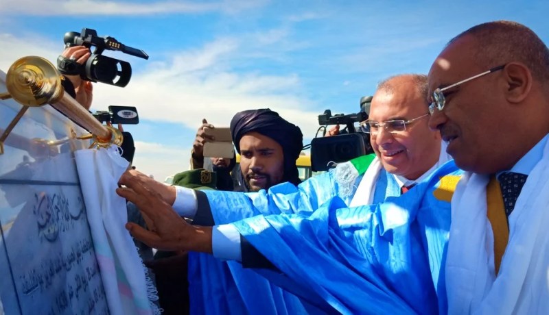 بالصور..بدوي يضع حجر الأساس لمشروع إنجاز طريق وطني بتين زواتين
