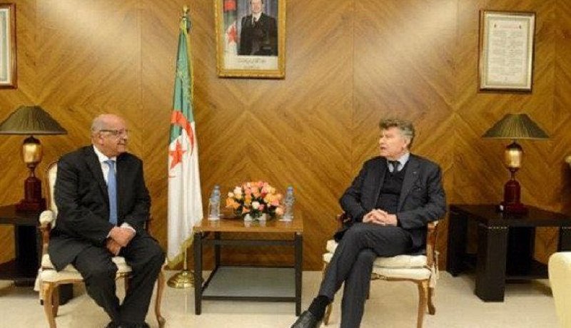 مساهل يستقبل رئيس المعهد الفرنسي للعلاقات الدولية