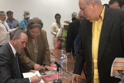 بالصور.. ميهوبي يعرض روايته “قسم أطوشا” بكوبا