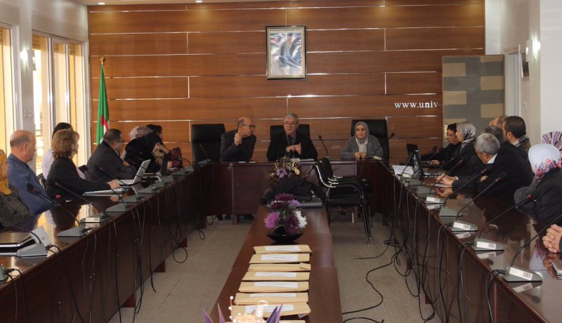 بالصور.. إنطلاق المؤتمر الجهوي لجامعات الغرب الخاص بمسابقة المنح الدراسية بالخارج