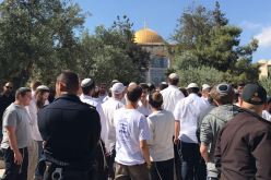 عشرات المستوطنين يقتحمون المسجد الأقصى لليوم الثاني