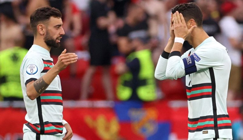 رونالدو يدخل التاريخ والبرتغال تفوز بشق الأنفس