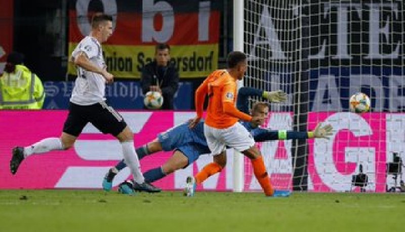 بنتيجة كبيرة..الطواحين الهولندية تعطل الماكينات الألمانية