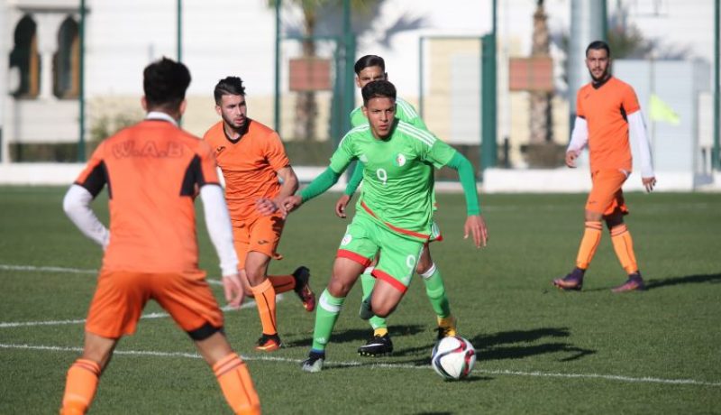 وداد بوفاريك يفوز بثنائية أمام المنتخب الوطني !