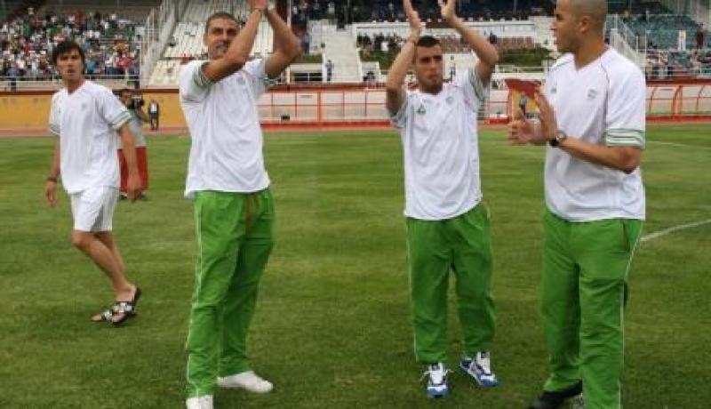 المنتخب الجزائري يعلن تشكيلة اللاعبين المشاركين في اللقاء ضد زامبيا