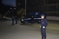 الأمن يكثف الدوريات ويضع نقاط مراقبة بالأحياء لتطبيق الحجر