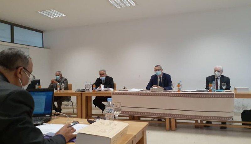 بلحيمر يشرف على مناقشة أطروحة الدكتوراه لأحد الطلبة بكلية الحقوق