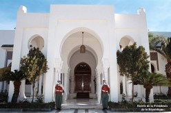 بطاقات مزورة للدخول إلى رئاسة الجمهورية ورئاسة الحكومة!