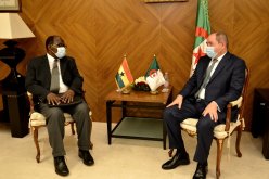 بوقادوم يتحادث مع المبعوث الخاص لرئيس جمهورية غانا