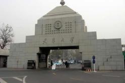 عجوز صينية تتقن 5 لغات تتخرج من الجامعة بعد الـ 80