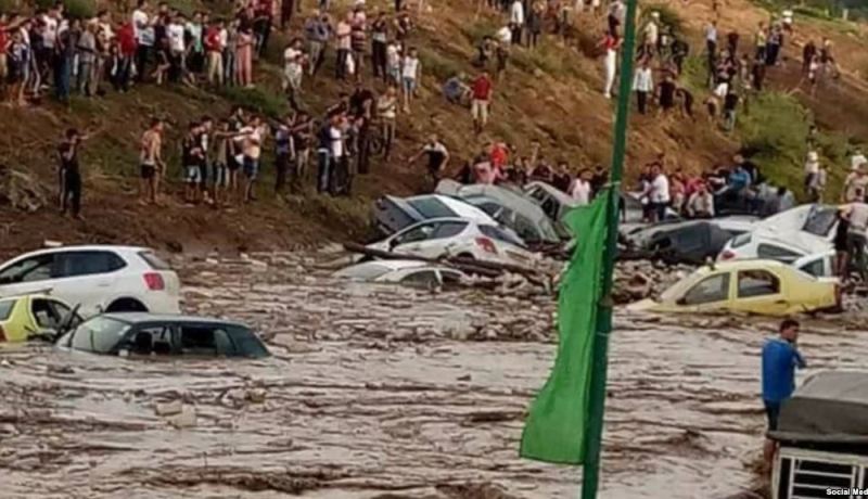 وزارة الداخلية تُحمّل ديوان الأرصاد الجوية مسؤولية الفيضانات