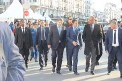 بالصور .. وزير الداخلية التونسي بمقهى وسط الجزائر العاصمة