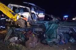 مقتل 5 أشخاص وجرح 28 آخرين في حادث مرور بالجلفة