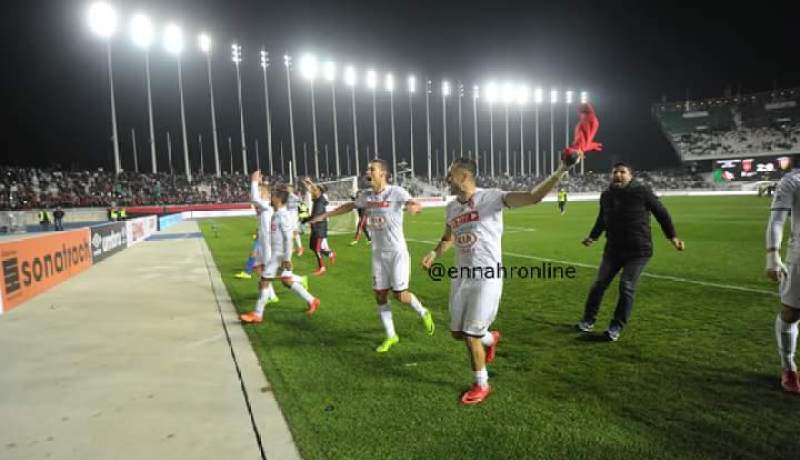 بالفيديو.. هكذا احتفل لاعبو إتحاد العاصمة بعد فوزهم بالداربي !