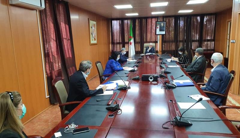 شيتور يدعو إطارات وعمال قطاعه للإستمرار في بذل أقصى الجهود لضمان السير الحسن