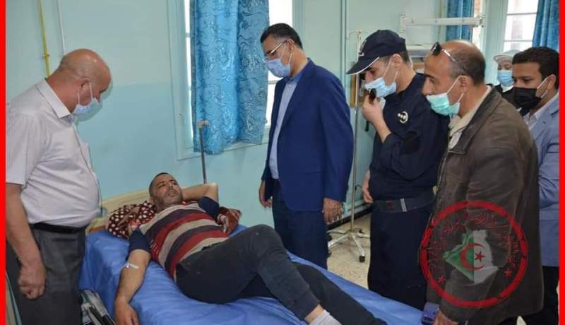 بالصور.. والي سوق اهراس يتفقد جرحى تصادم القاطرتين بالمستشفى