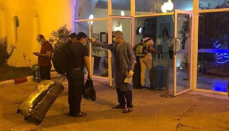 فندق الرياض سيدي فرج يستقبل مواطنون جزائريون من دوحة