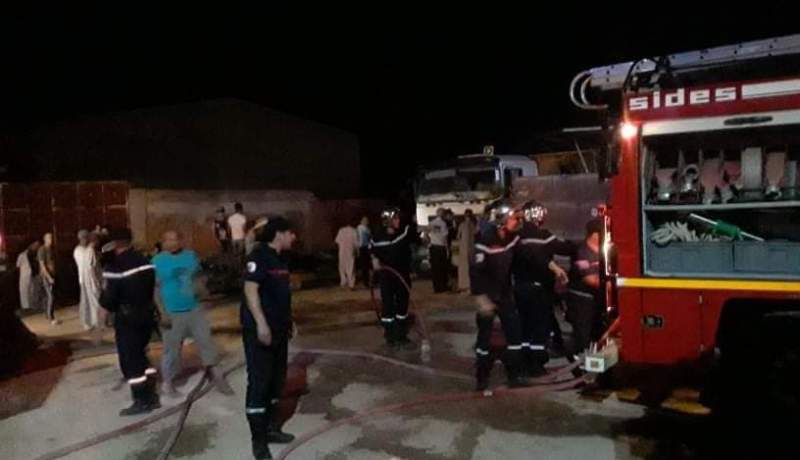 تيسمسيلت.. نشوب حريق في حاوية محملة بالعجلات والخردوات داخل شركة sarl macastra
