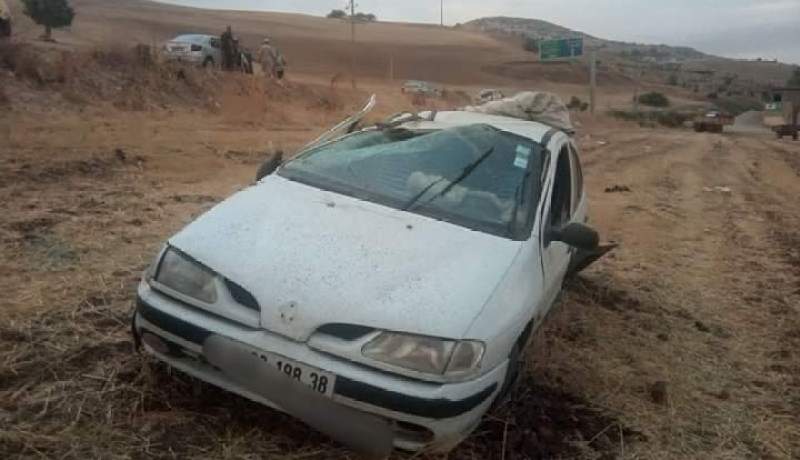 3 ضحايا بينهم رضيع اثر حادث مرور في الشلف