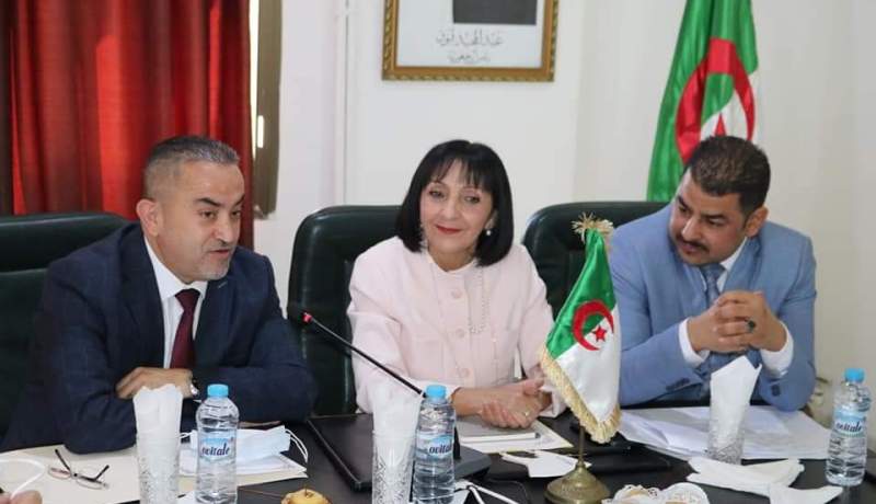 وزيرة البيئة: توسيع شبكات مياه الصرف الصحي لوضع حد لمشاكل المصبات العشوائية
