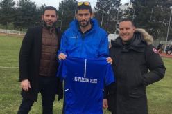 بورعدة ينظم لنادي “فيلجويف” الفرنسي