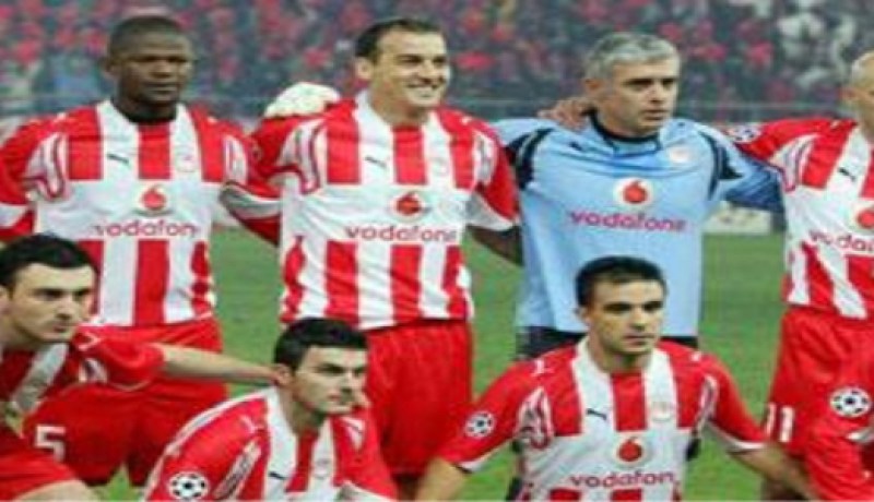 أوليمبياكوس يعود من روبين كازان بفوز ثمين