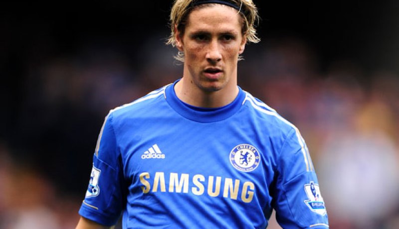 بينيتيز يشيد بأن فيرناندو توريس أصبح مختلفا الآن