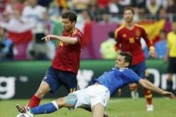 أراجونيس يهاجم ديل بوسكي بسبب رأس الحربة