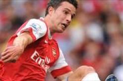 صراع خطف فان بيرسي على صفيح ساخن