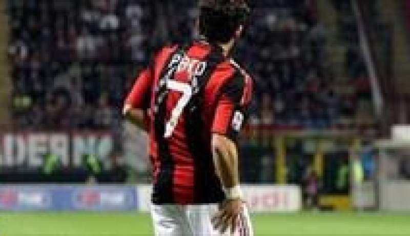 باتو لن يشارك مع ميلان في الديربي