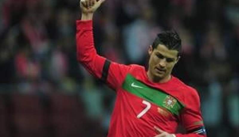 رونالدو يُقلل من خسارة البرتغال ويكشف سر ضربة الجزاء
