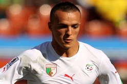 قادير سيجبر بن شيخة على تغيير خطته وإقحامه في‮ ‬الهجوم وارد