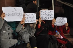 كتّاب وأمناء الضبط يعتصمون بمجالس القضاء