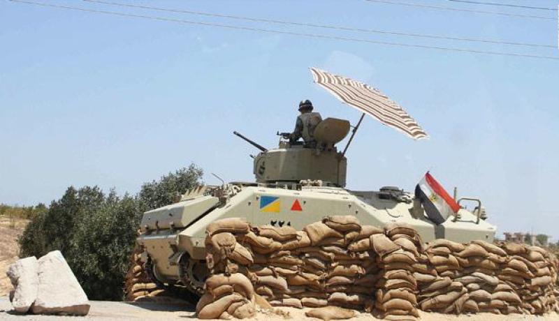 مصر: الجيش يعطي مهلة 48 ساعة لتلبية مطالب الشعب