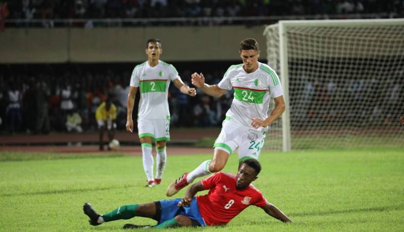 “فرانس فوتبول”: “تاهرات.. من عامل في البنك إلى مدافع قوي”